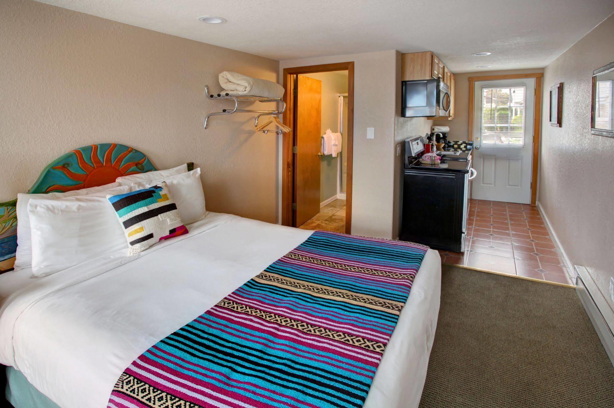 Blue Gull Inn Cannon Beach Bagian luar foto